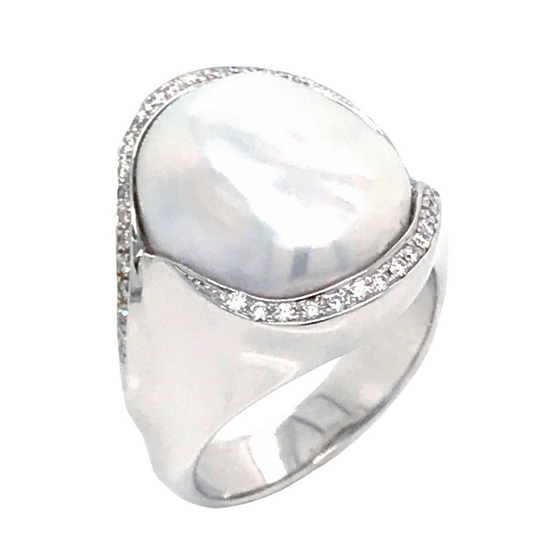 Women's Freshwater Pearl and Diamond Ring