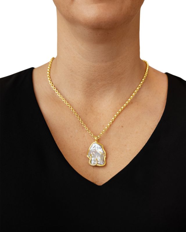 Freshwater Pearl and Diamond Enhancer