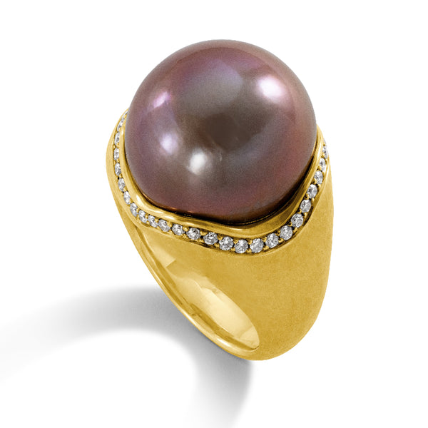 Yangtze River Pearl and Diamond Ring