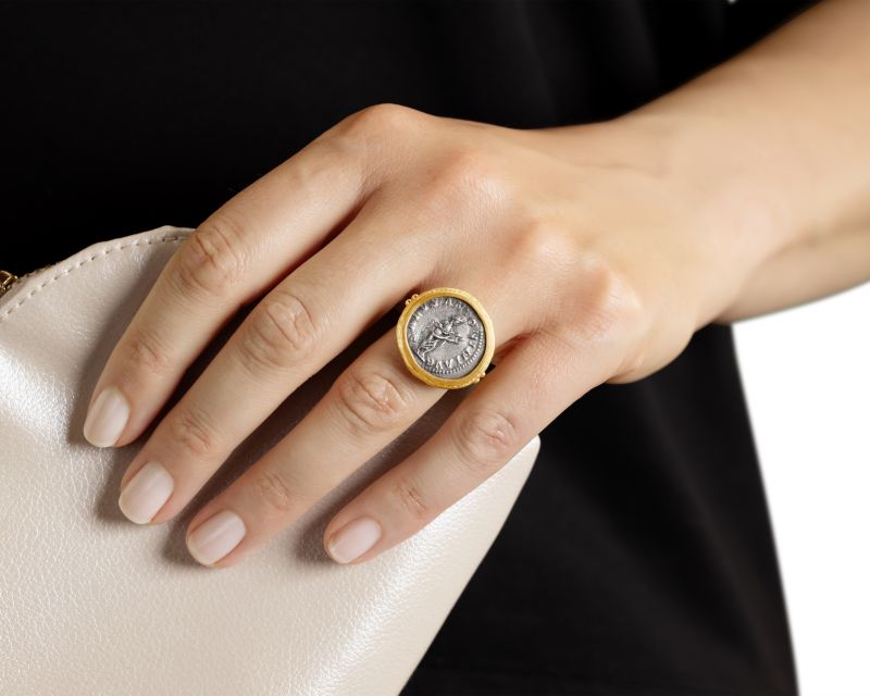 Salus Coin Ring